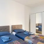 Apartment Why Not - Two Bedroom Apartment With Balcony