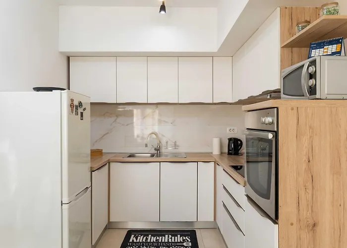 Apartment Why Not - Two Bedroom Apartment With Balcony