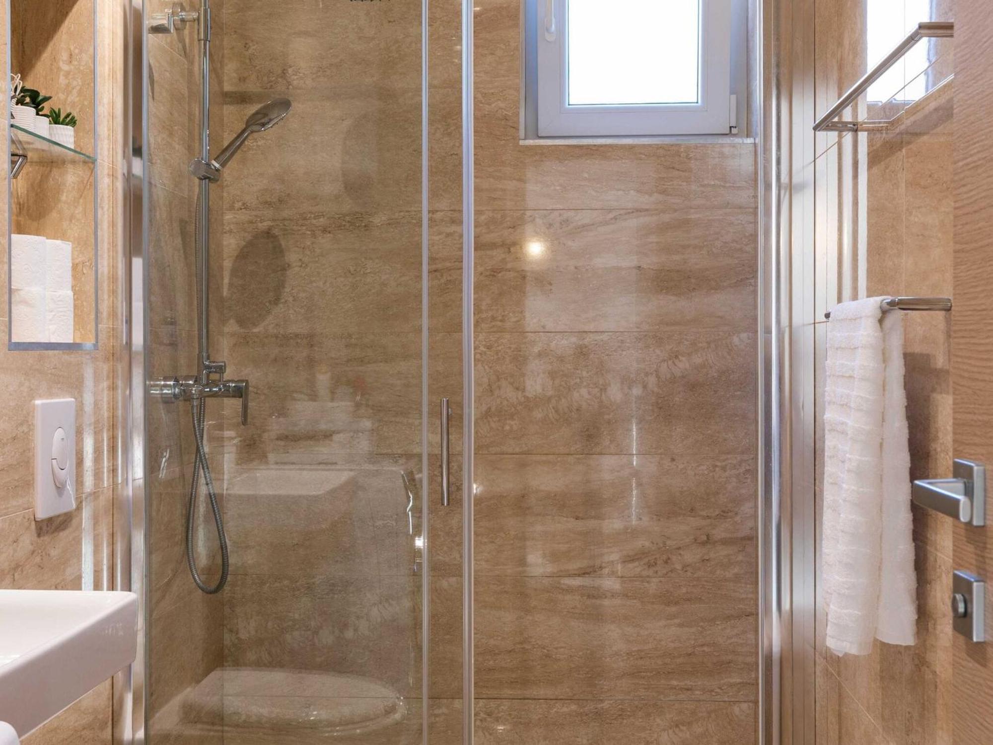 Why Not - Two Bedroom With Balcony Apartamento *